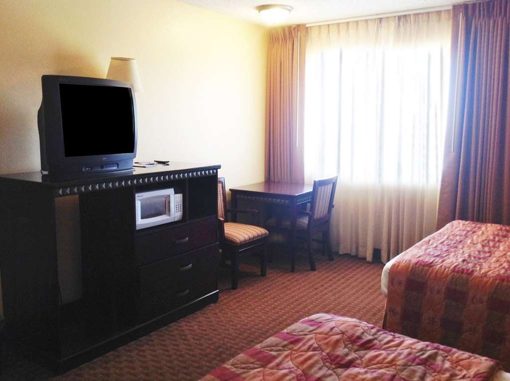 Quality Inn Kettleman City Near Hwy 41 Room photo