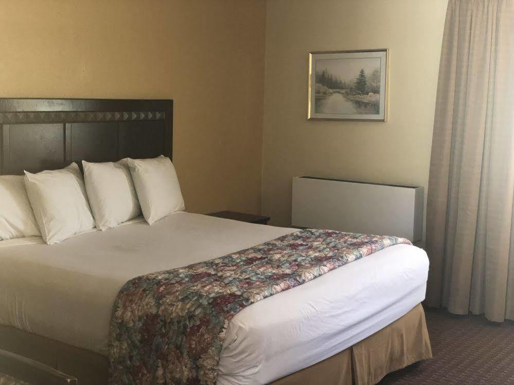 Quality Inn Kettleman City Near Hwy 41 Exterior photo